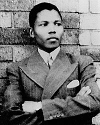 Young_Mandela1937