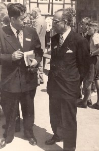 Don Gonzalo y Profr. Gustavo A. Velasco quien le sucedió en CUPSA