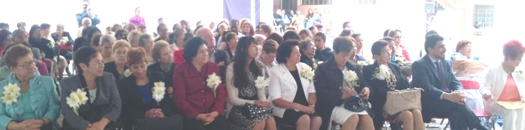 Grupo ex alumnas Generación 1964 - 2014, celebrando Bodas de Oro.