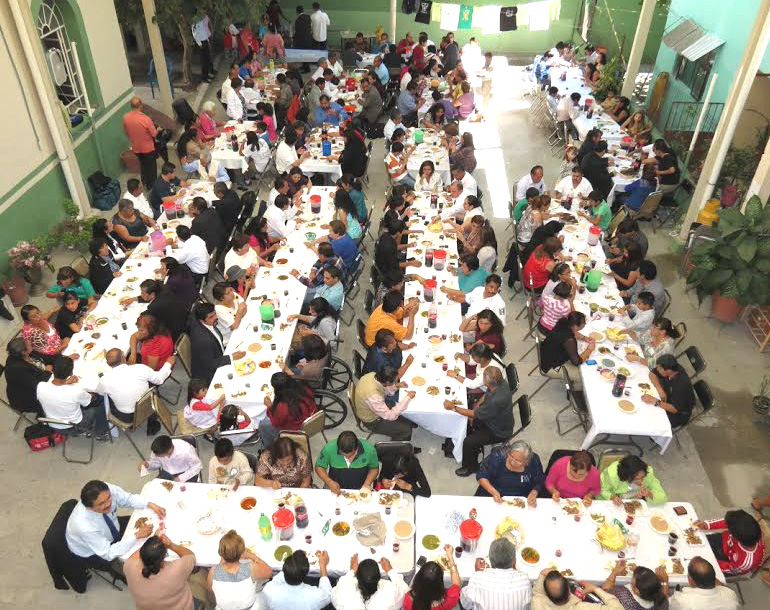 La hora de los sagrados alimentos