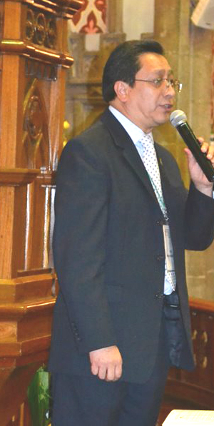 Obispo Andres Hernandez